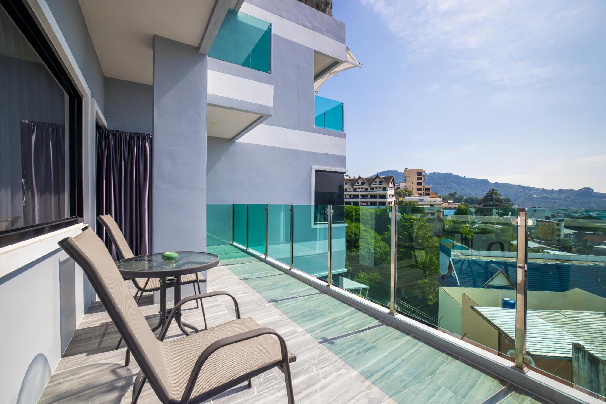 Kana Triple L Hotel Phuket普吉岛卡娜3L酒店 Patong Extérieur photo
