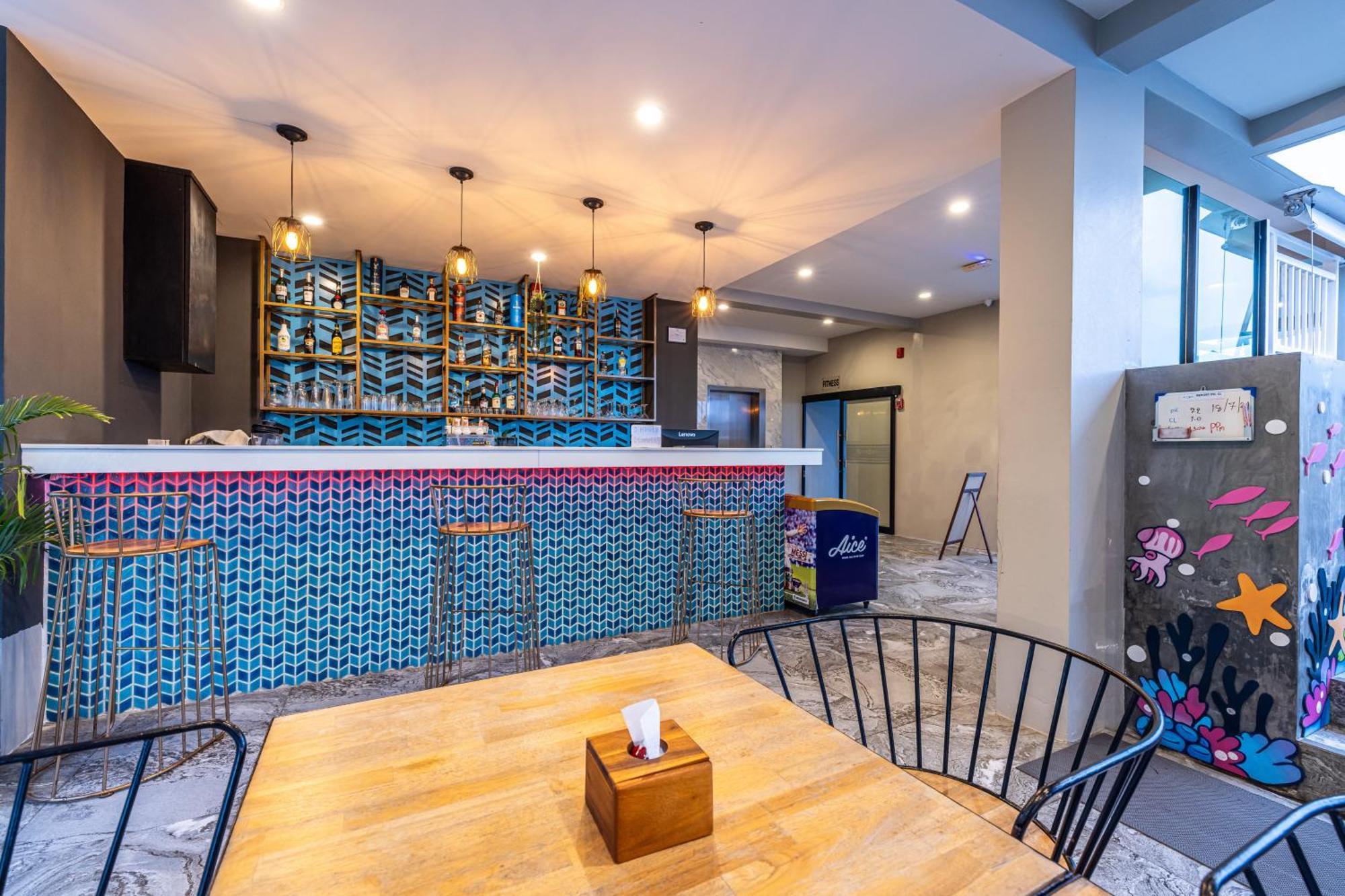 Kana Triple L Hotel Phuket普吉岛卡娜3L酒店 Patong Extérieur photo